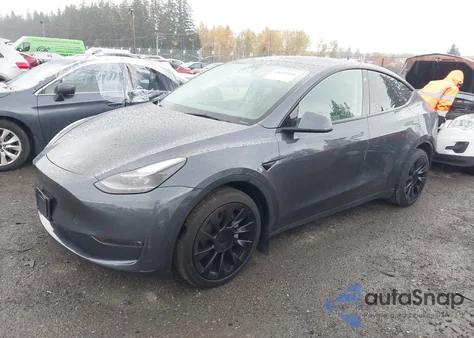 2023 Tesla Model Y Awd/Long Range Dual Motor All-Wheel Drive из США, поврежденный, VIN 7SAYGAEE5PF760464